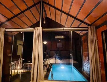 Double Room with Pool View