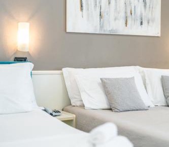 Comfort Triple Room