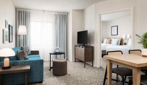 One-Bedroom Suite with Two Double Beds