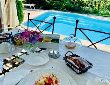 Suite with Pool View