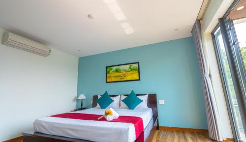 Double or Twin Room with Balcony