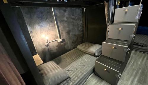 Mixed Dormitory Room