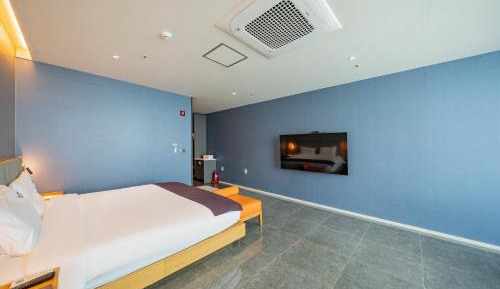 Deluxe Double Room with Bath