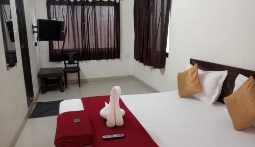 Standard Queen Room