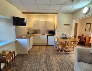 Apartment with Shower