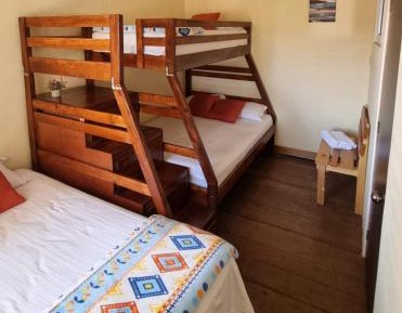 Basic Triple Room with Shared Bathroom