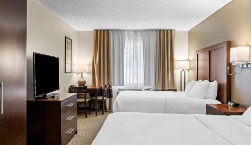 Queen Room with Two Queen Beds - Non-Smoking