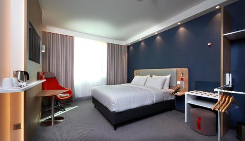 Standard Queen Room - Disability Access