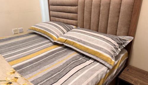 Studio with Sofa Bed
