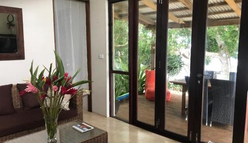 Villa - Beach Front
