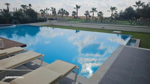 Villa - Beach Front