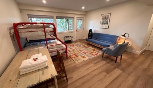 Family Room with Garden View