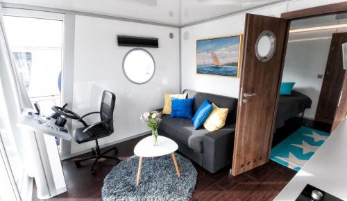 One-Bedroom Suite