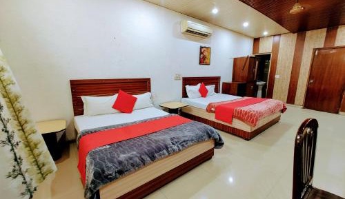 Deluxe Family Room