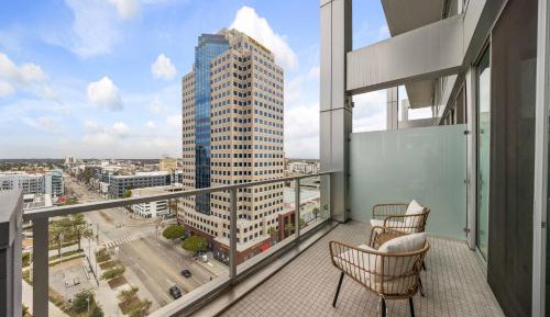 Three-Bedroom Apartment with View