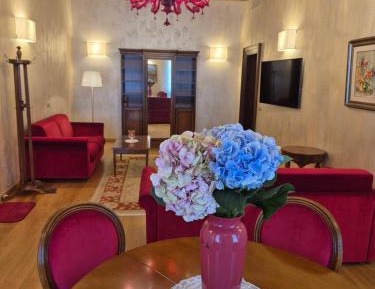 Two-Bedroom Deluxe Apartment