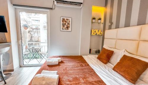 Deluxe Apartment