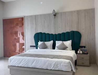 Superior Double or Twin Room with Garden View