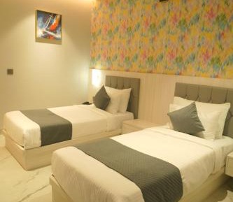 Deluxe Double or Twin Room