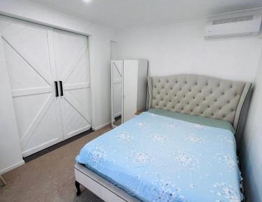 Queen Room with Garden View
