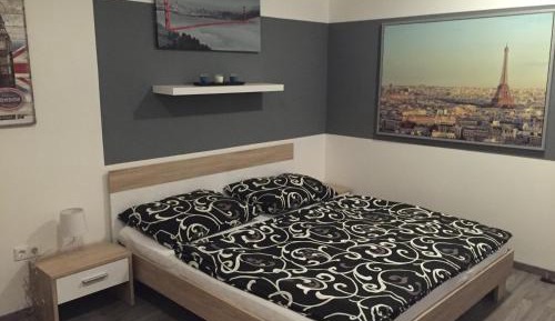 Studio with Kitchenette (2 Adults)