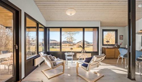 Three-Bedroom Holiday Home 