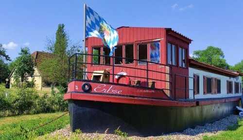 Two-Bedroom Holiday Home