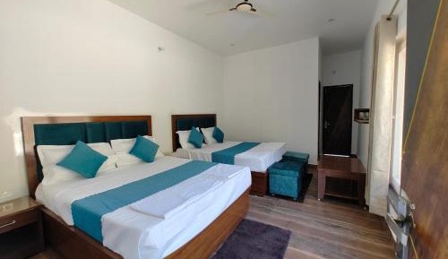 Deluxe Quadruple Room