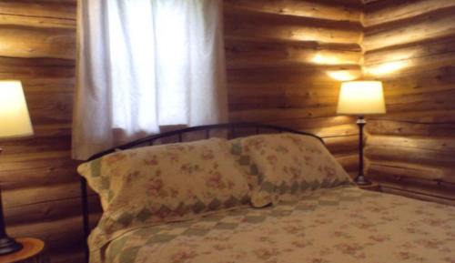 One-Bedroom Bungalow