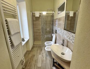 Large Double Room