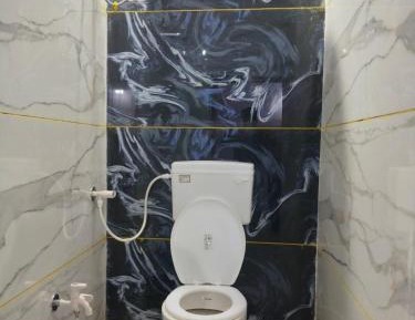 Deluxe Room (2 Adults + 1 Child)