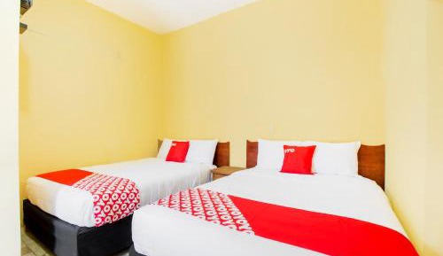 Standard Two Beds 