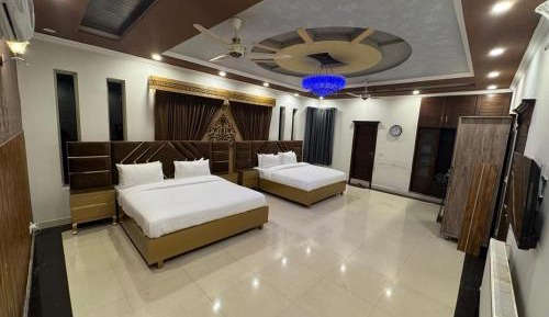 Deluxe Family Suite