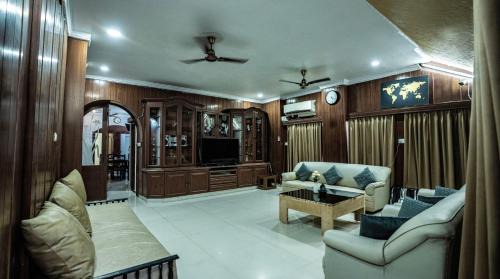 Three-Bedroom Apartment with Sea View
