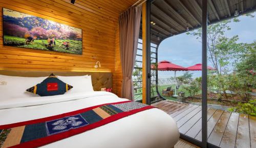 Deluxe Bungalow with Garden View