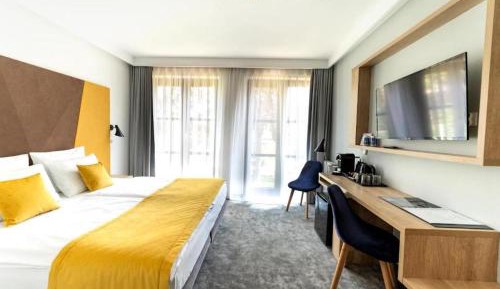 Deluxe Double Room with Balcony