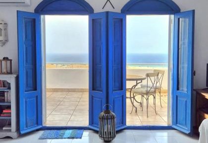 One-Bedroom Apartment with Sea View