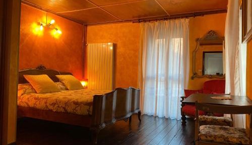 Large Double Room