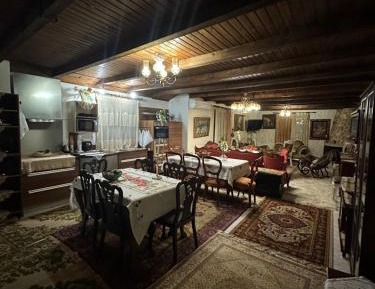 Four-Bedroom Apartment with Balcony 