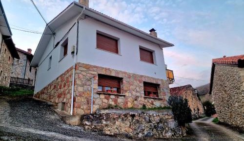 Three-Bedroom Chalet