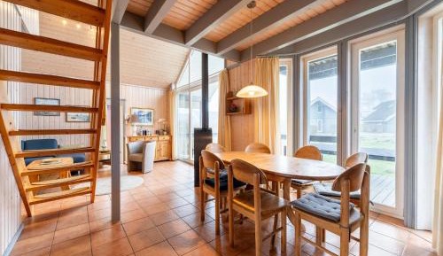 Three-Bedroom Holiday Home 
