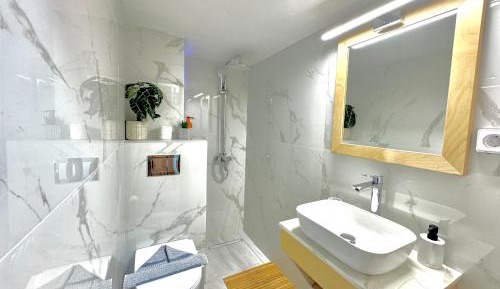 Quadruple Room with Sea View