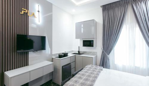 Deluxe Double Room (2 Adults + 1 Child)