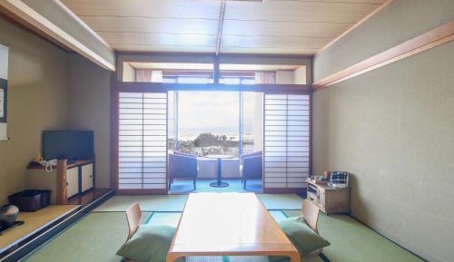 Japanese-Style Room
