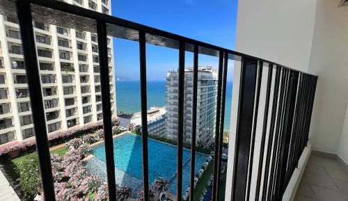 Studio Apartment with Sea View