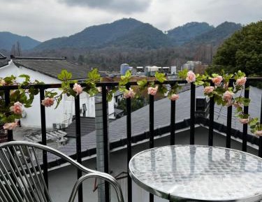 Double Room with Mountain View