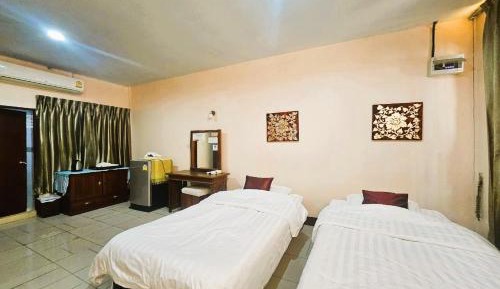Superior Twin Room