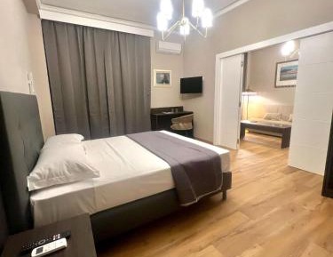 Suite with Garden View