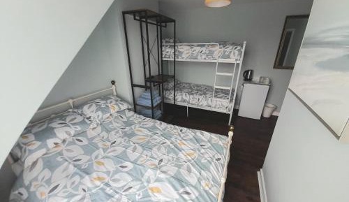 Classic Quadruple Room
