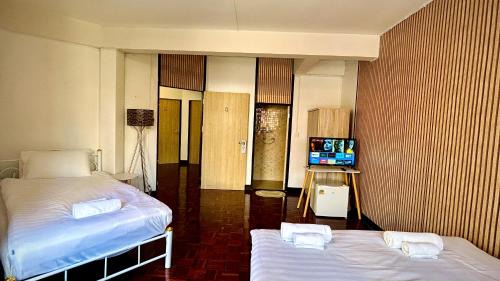 Triple Room with Balcony